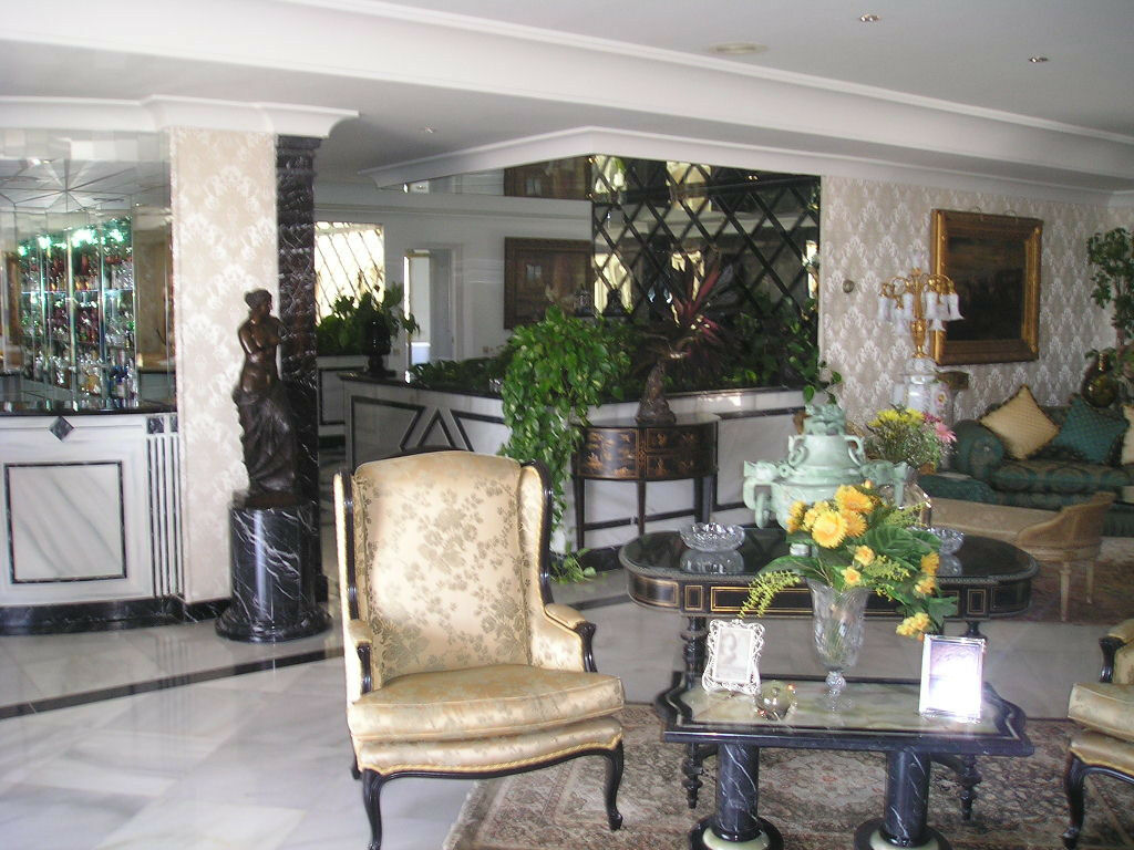 Penthouse Puerto Banús Málaga - image 25