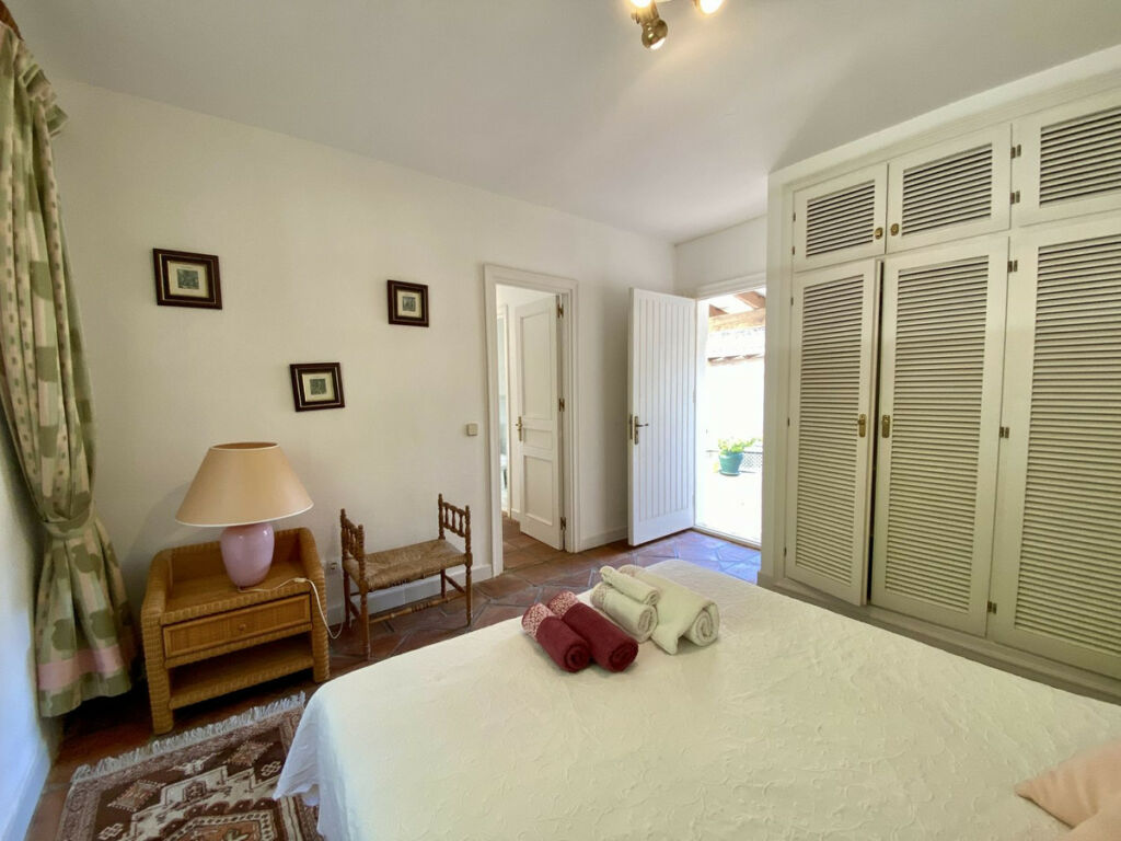 Detached Villa Benahavís Málaga - image 25