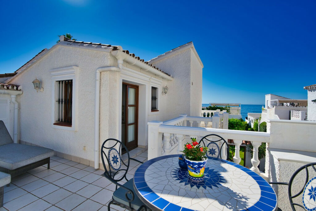 Semi-Detached House Estepona Málaga - image 27