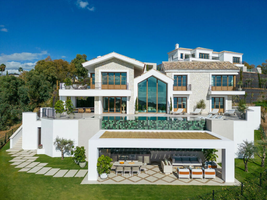 Detached Villa La Quinta Málaga - image 29
