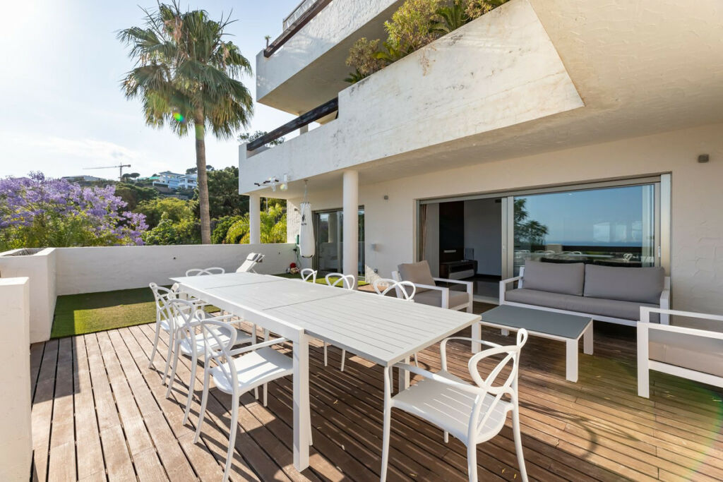 Middle Floor Apartment Benahavís Málaga - image 29