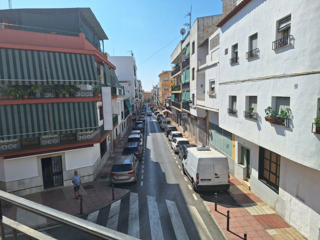 Apartment Complex San Pedro de Alcántara Málaga - image 3