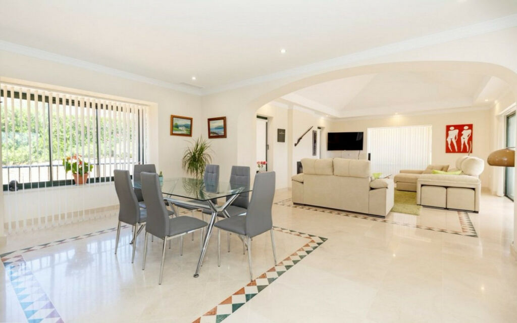 Detached Villa Arcos de la Frontera Cádiz - image 3