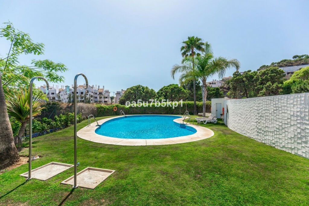 Ground Floor Apartment Benahavís Málaga - image 31