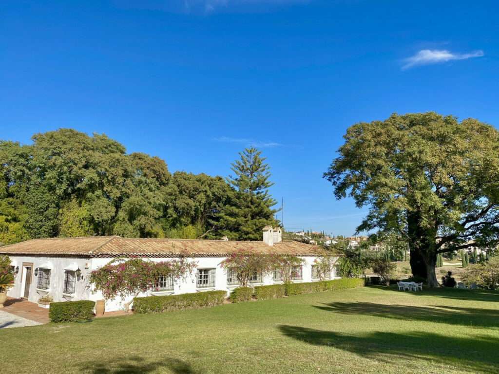 Detached Villa Benahavís Málaga - image 31