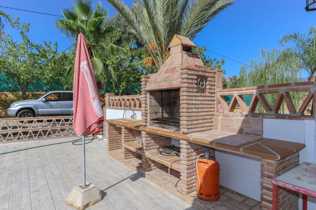 Detached Villa Guaro Málaga - image 33