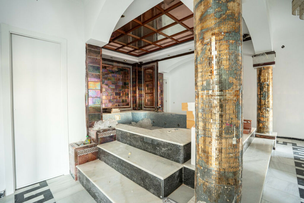 Detached Villa Benalmadena Pueblo Málaga - image 33