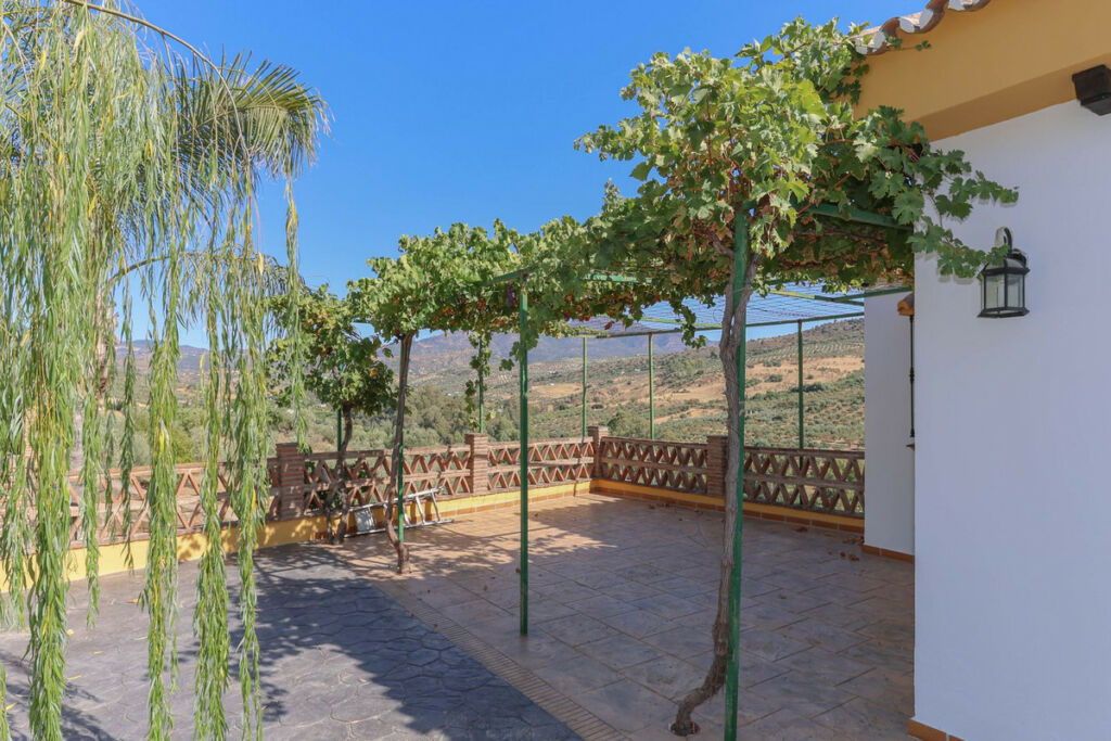 Detached Villa Guaro Málaga - image 36