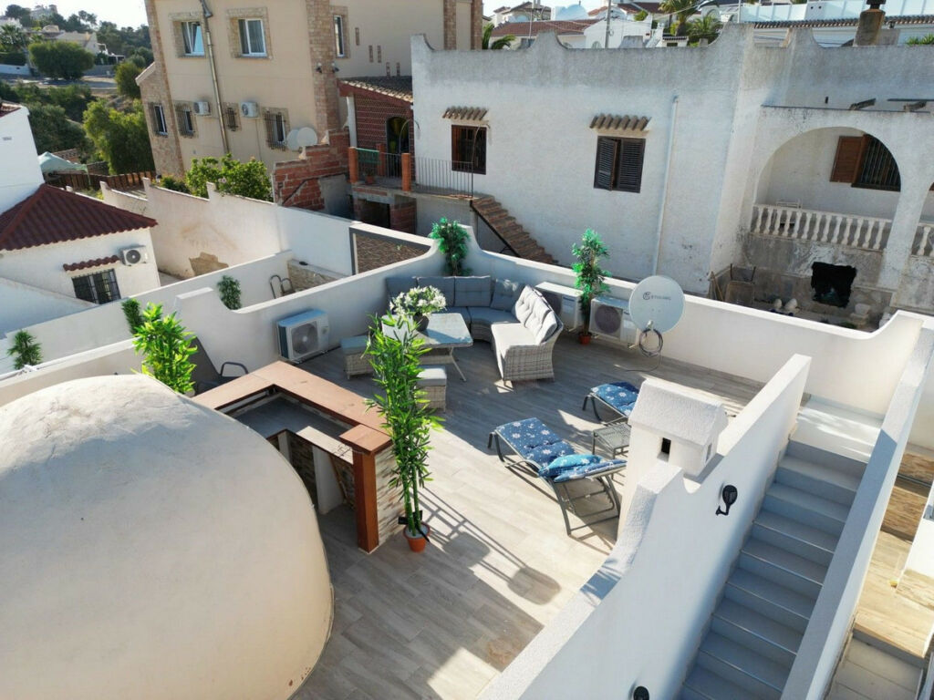 Detached Villa Villamartin Alicante - image 38