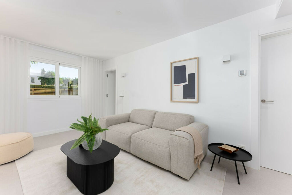 Ground Floor Apartment Nueva Andalucía Málaga - image 4