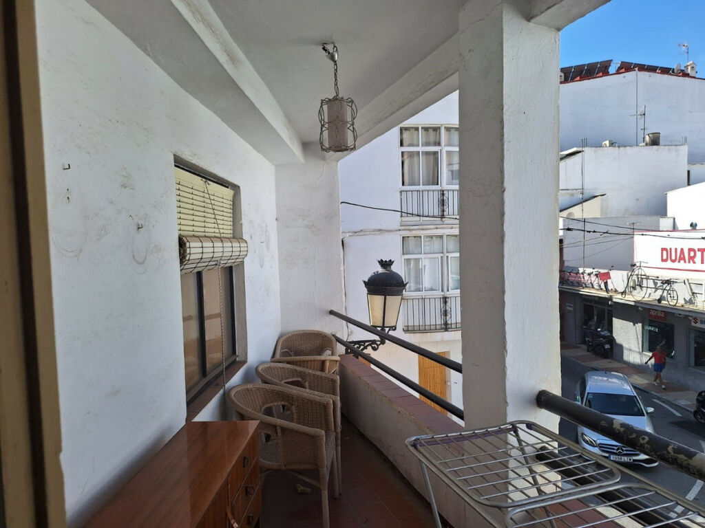Apartment Complex San Pedro de Alcántara Málaga - image 4