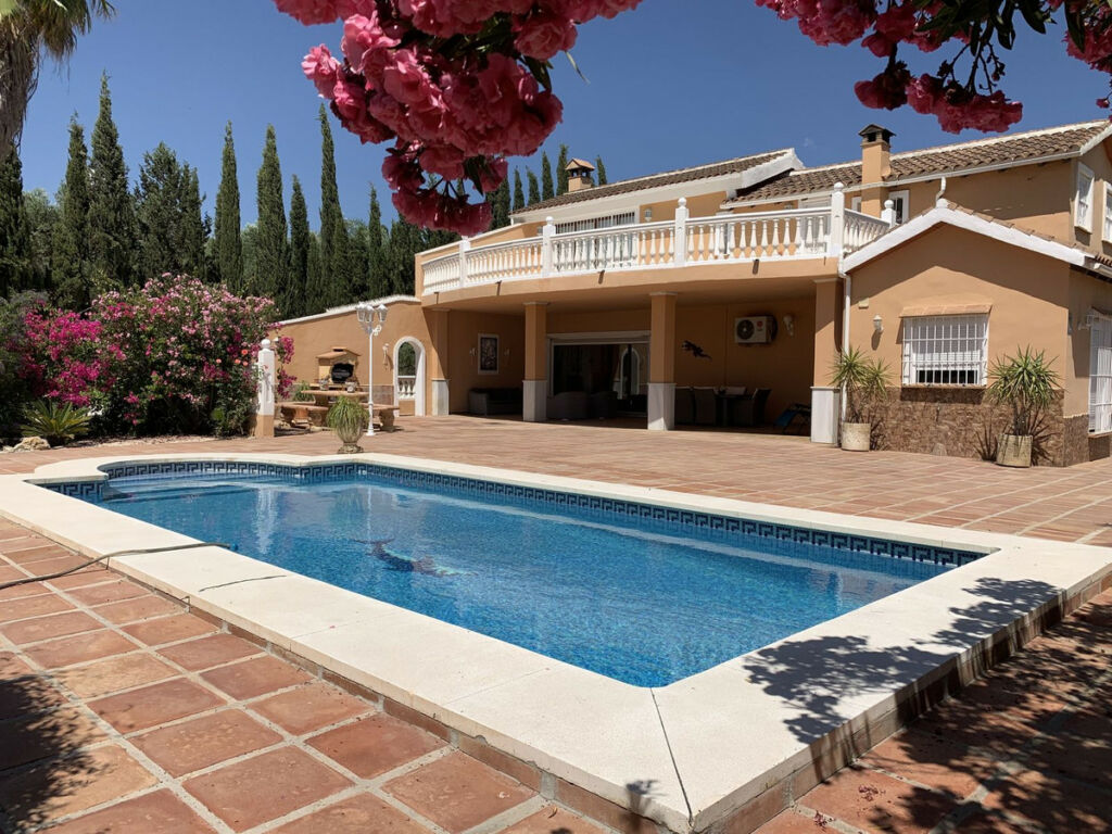 Detached Villa Coín Málaga
