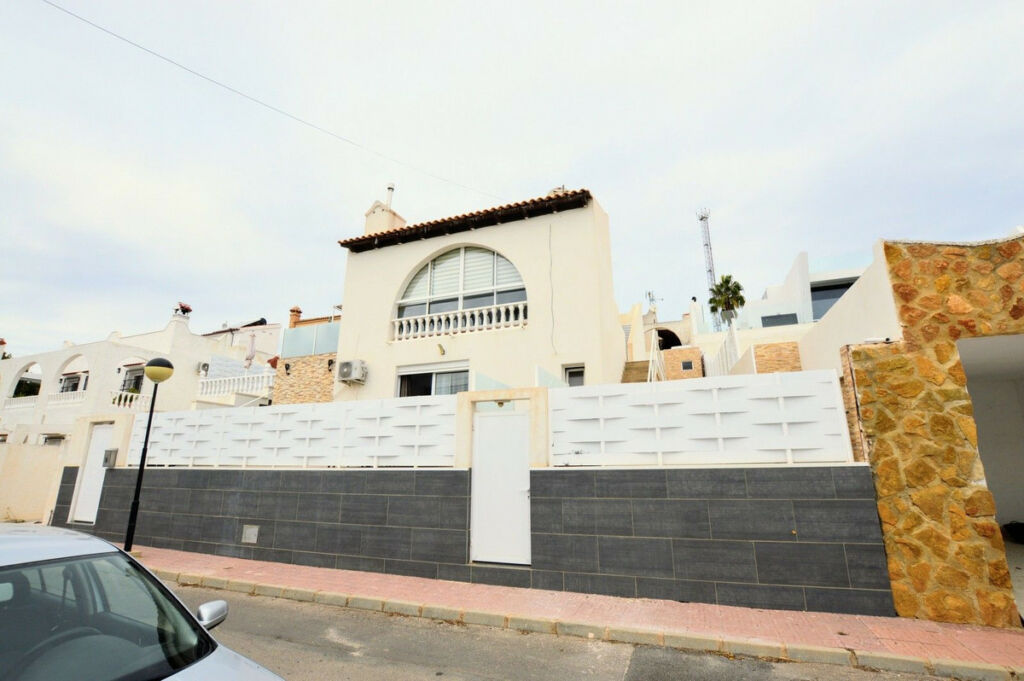 Detached Villa Villamartin Alicante - image 45