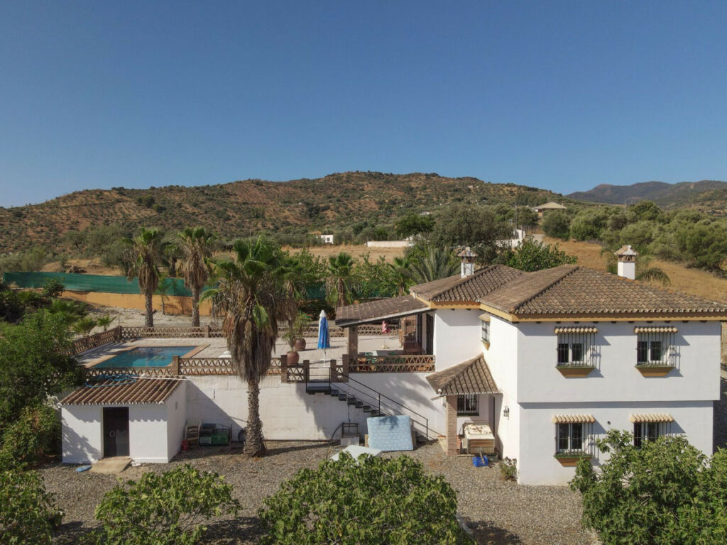 Detached Villa Guaro Málaga