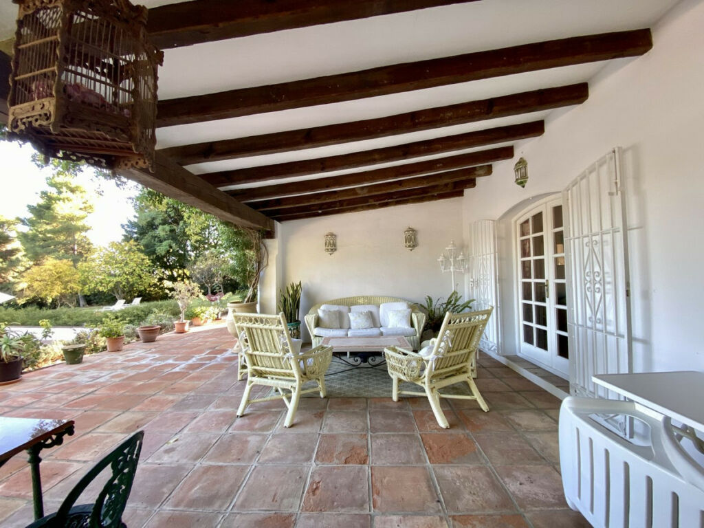 Detached Villa Benahavís Málaga - image 5