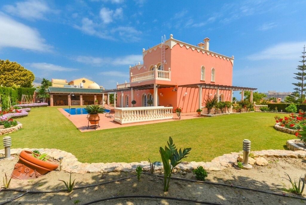 Detached Villa Benalmadena Málaga - image 5