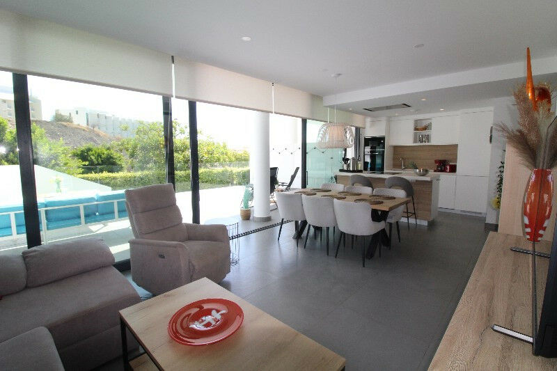 Ground Floor Apartment Fuengirola Málaga - image 7
