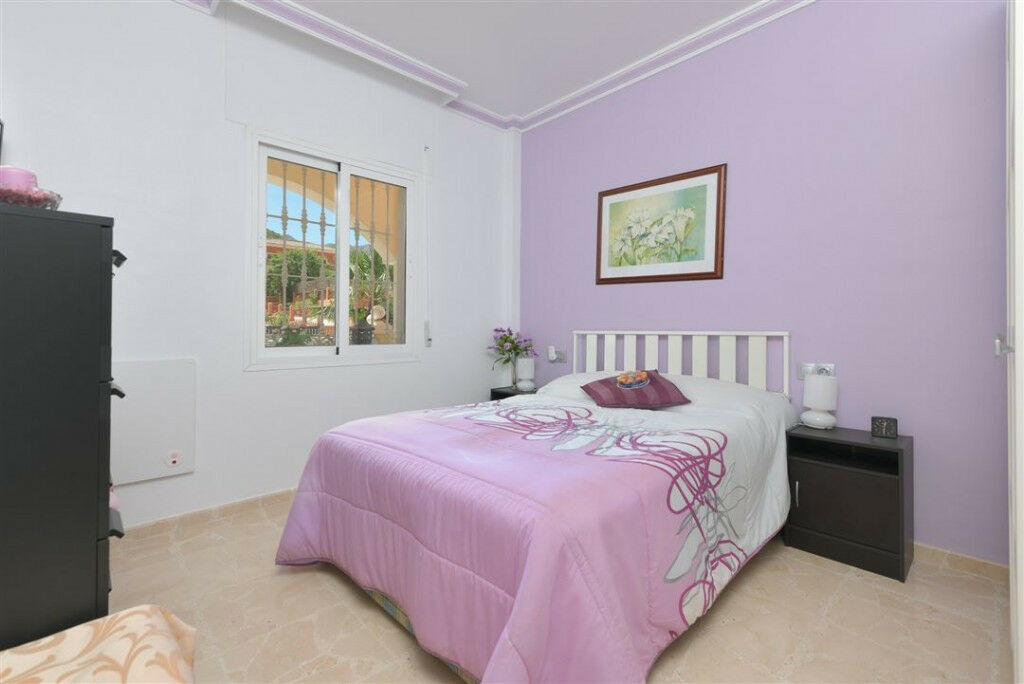 Detached Villa Alhaurín de la Torre Málaga - image 8