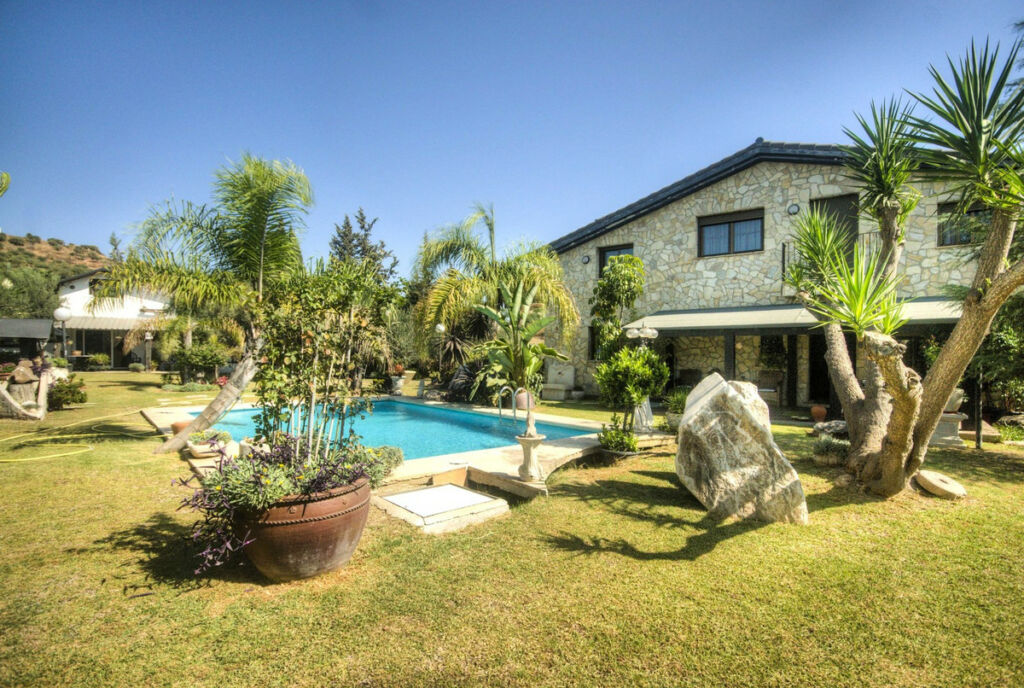 Detached Villa Coín Málaga
