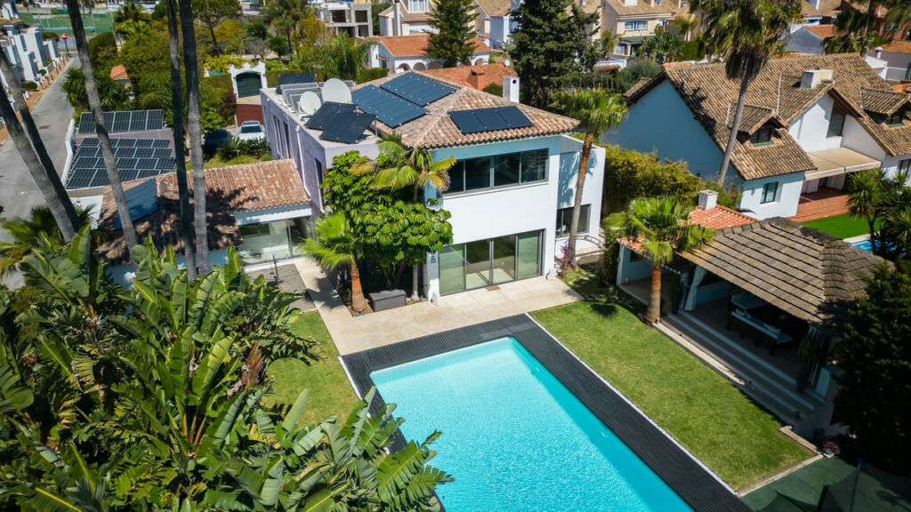 Detached Villa Costalita Málaga