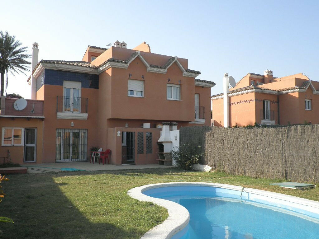 Semi-Detached House Estepona Málaga