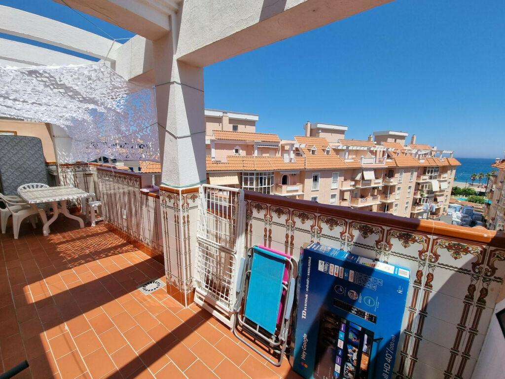 Penthouse San Luis de Sabinillas Málaga - image 3