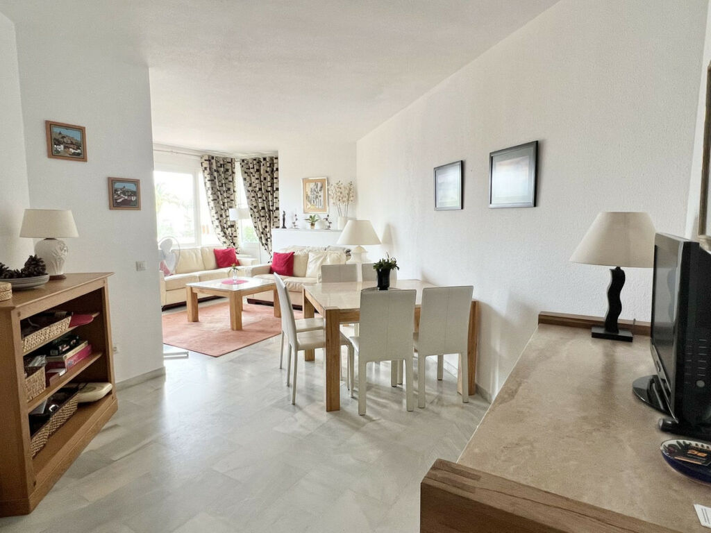 Middle Floor Apartment Calahonda Málaga