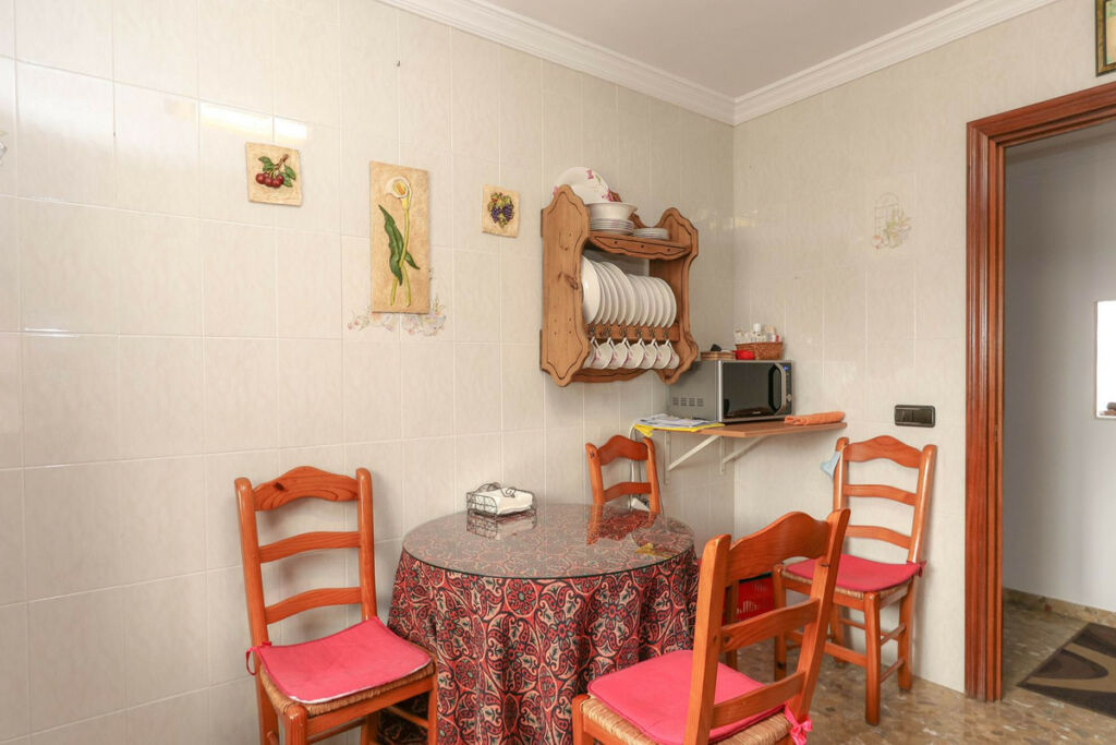 Townhouse Casarabonela Málaga - image 10