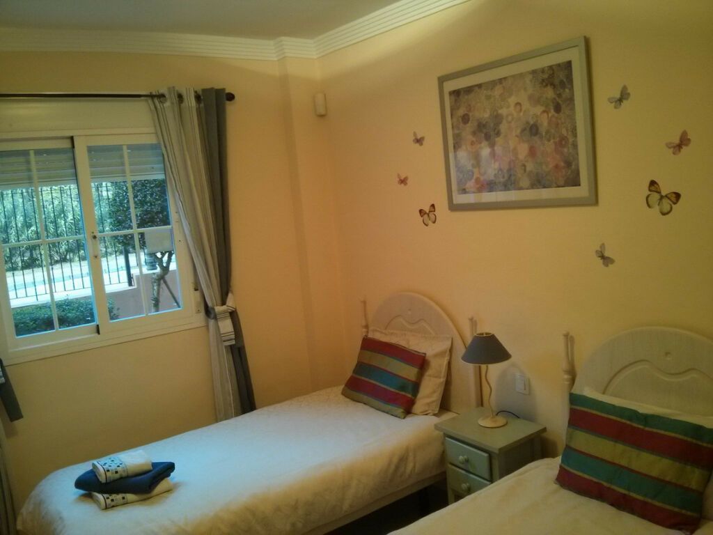 Ground Floor Apartment Elviria Málaga - image 10