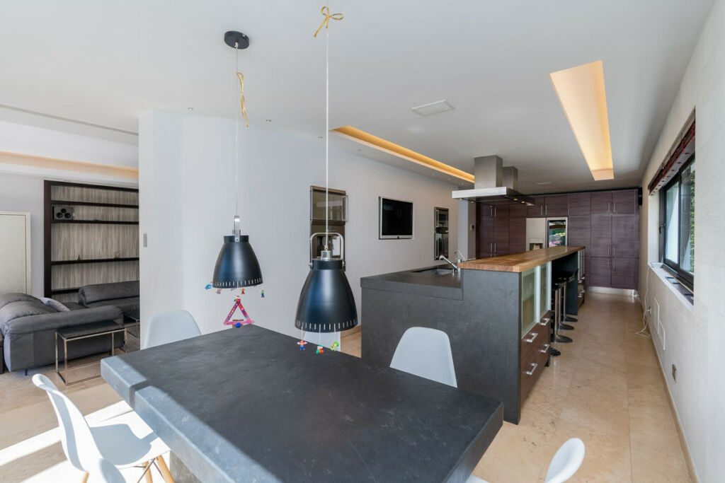 Detached Villa Costalita Málaga - image 10