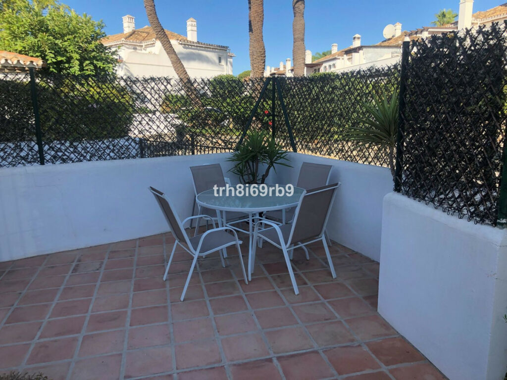 Detached Villa Benamara Málaga - image 10