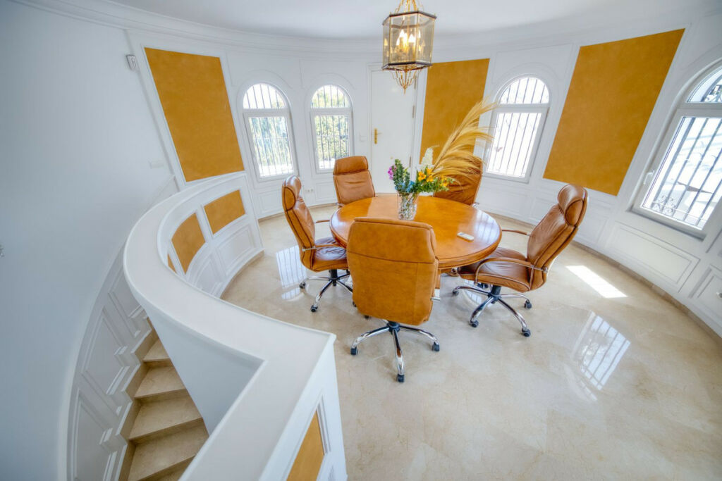 Detached Villa Benalmadena Málaga - image 11