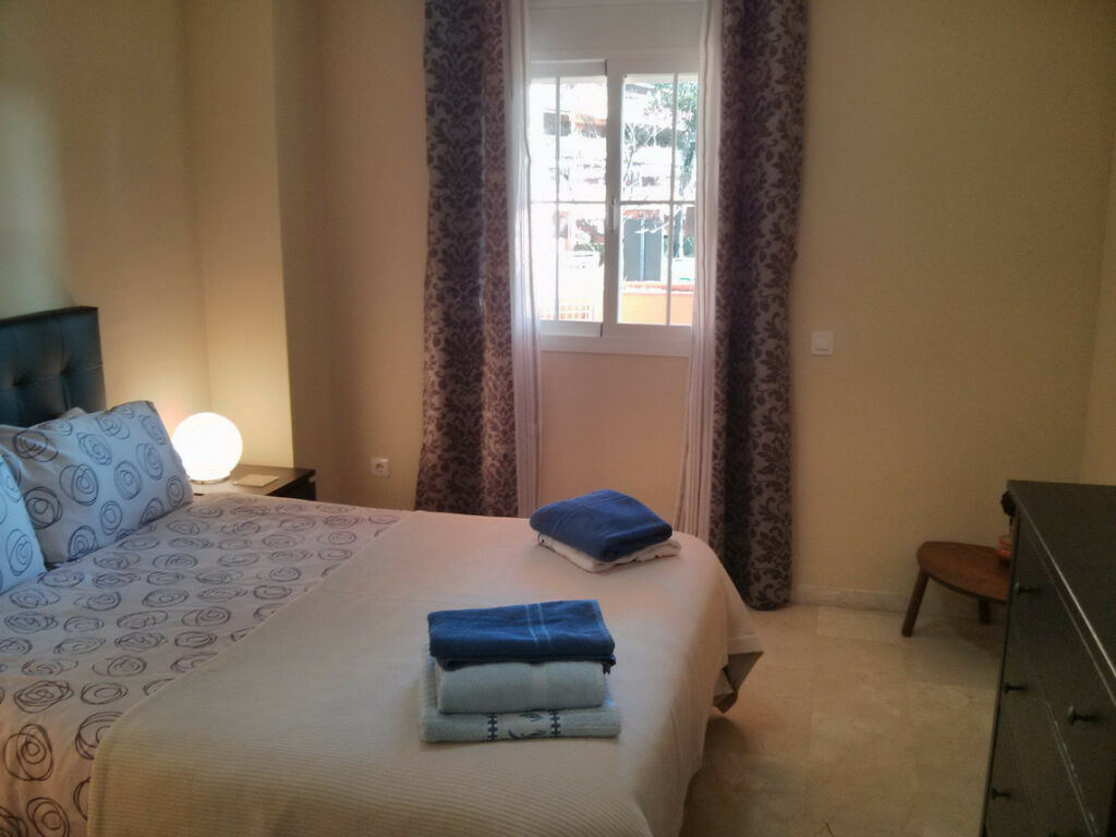 Ground Floor Apartment Elviria Málaga - image 11