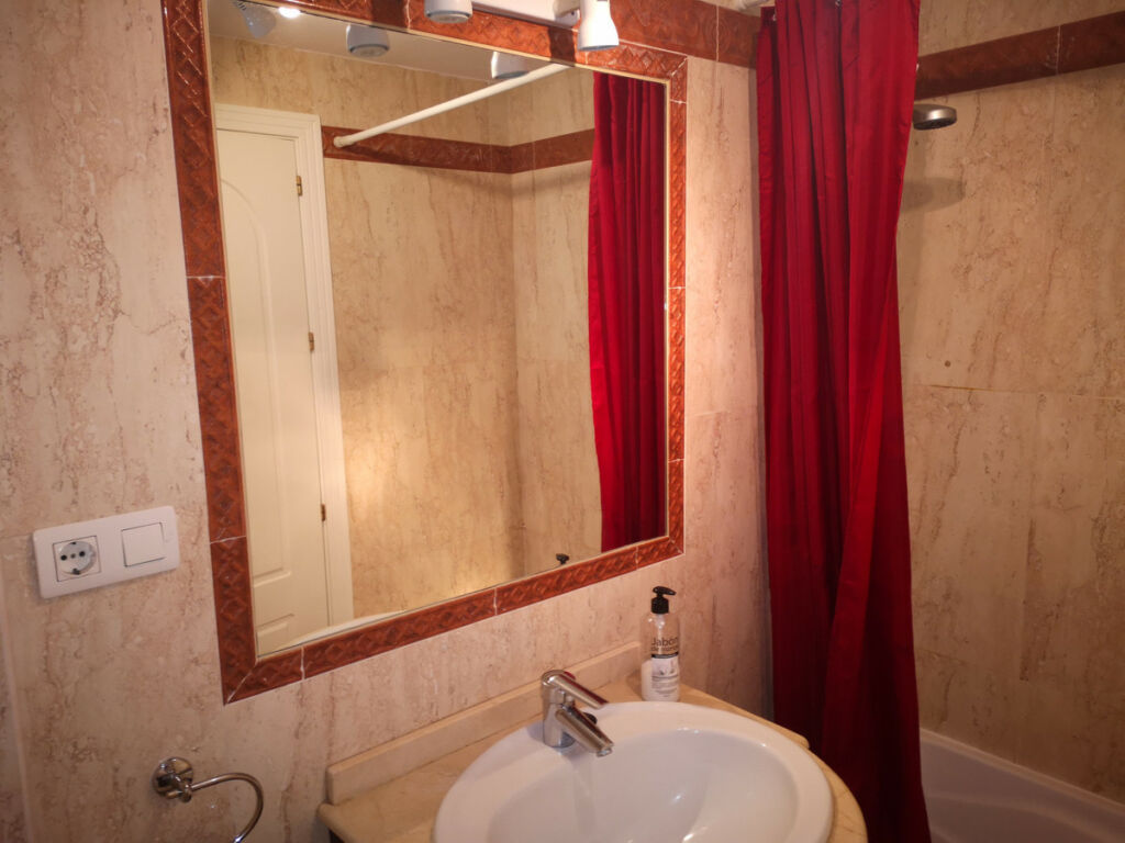 Ground Floor Apartment Elviria Málaga - image 12