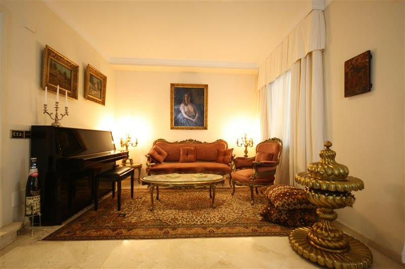 Detached Villa Los Monteros Málaga - image 12