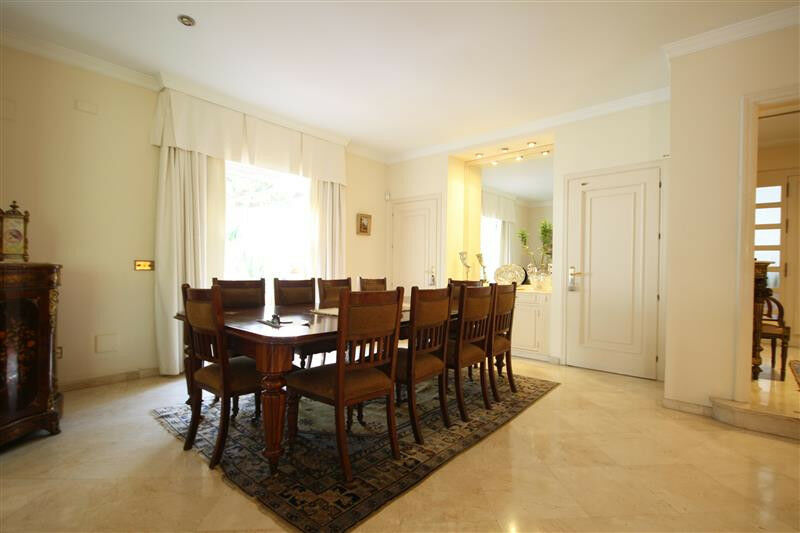 Detached Villa Los Monteros Málaga - image 13