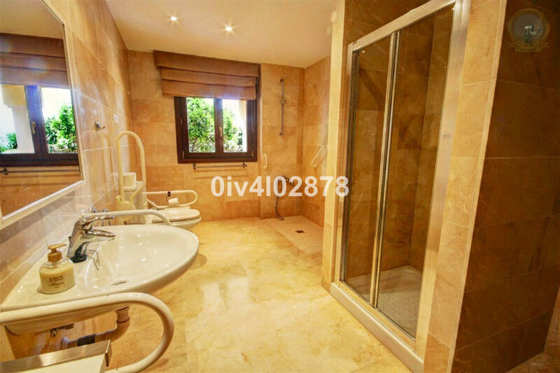 Detached Villa Benalmadena Pueblo Málaga - image 13