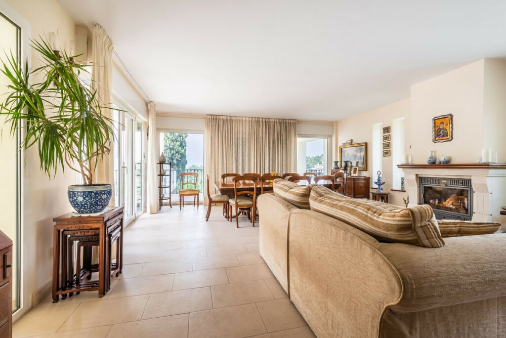 Detached Villa Marbella Málaga - image 14