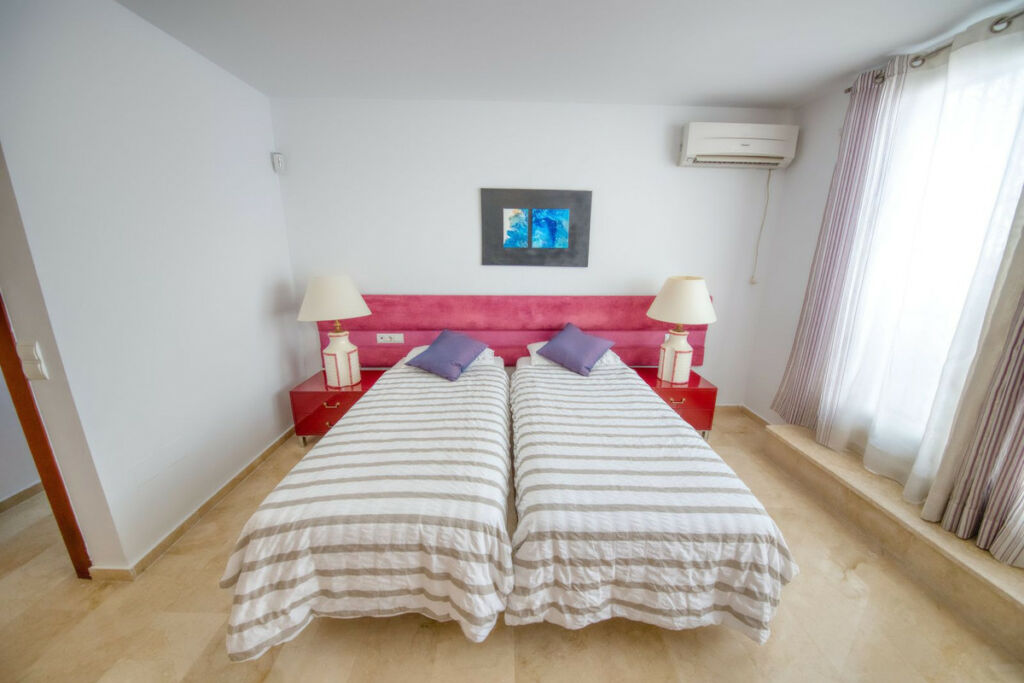 Detached Villa Benalmadena Málaga - image 15