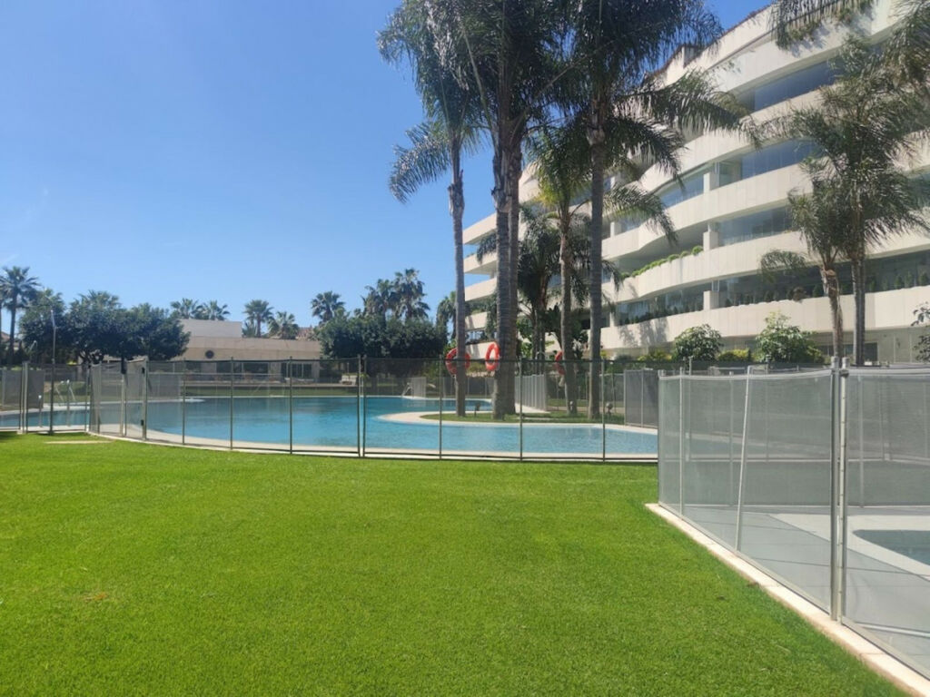 Ground Floor Apartment Puerto Banús Málaga - image 15