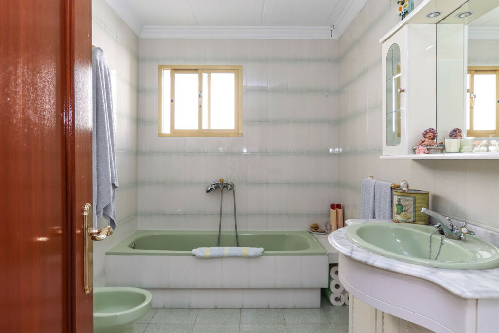Townhouse Casarabonela Málaga - image 15