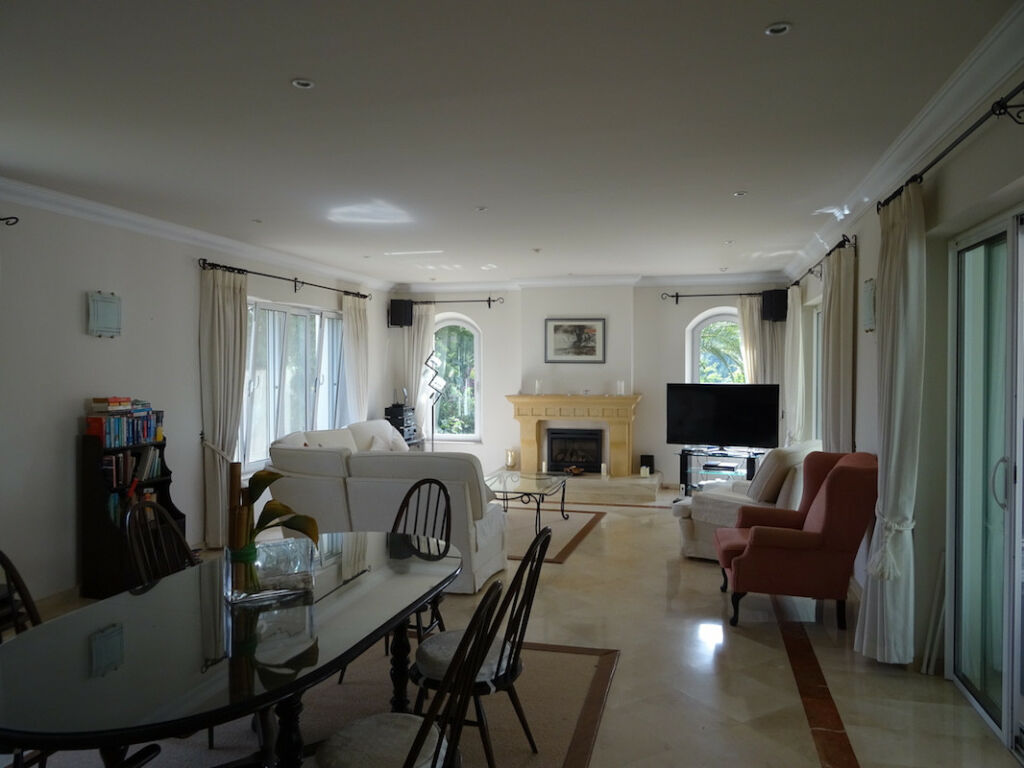 Detached Villa Sotogrande Alto Cádiz - image 16