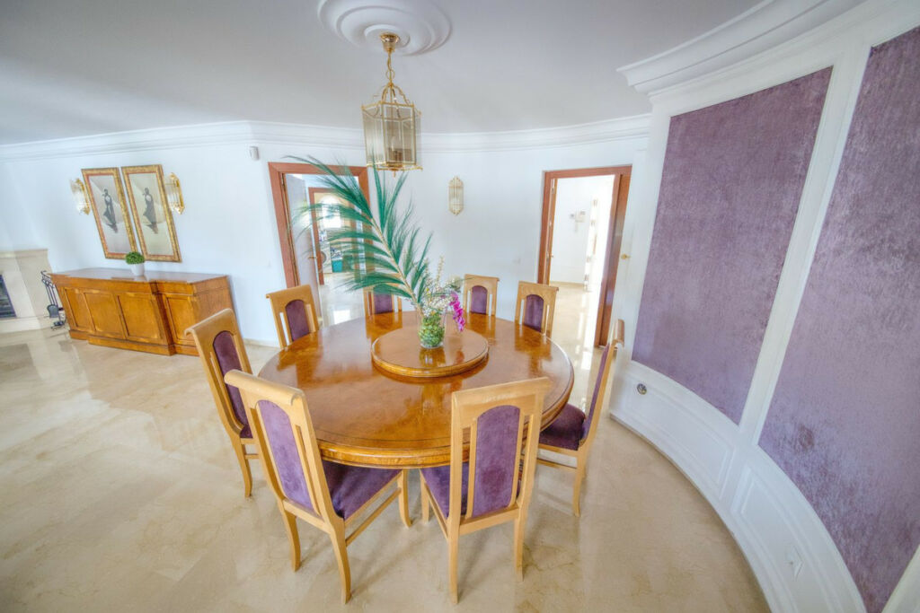 Detached Villa Benalmadena Málaga - image 16