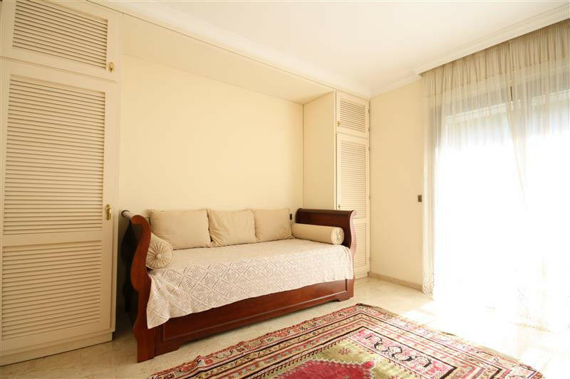 Detached Villa Los Monteros Málaga - image 17