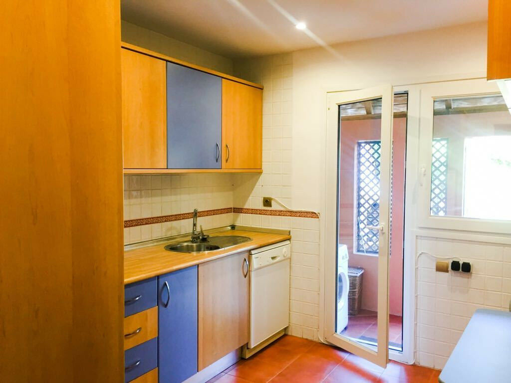 Semi-Detached House Estepona Málaga - image 13