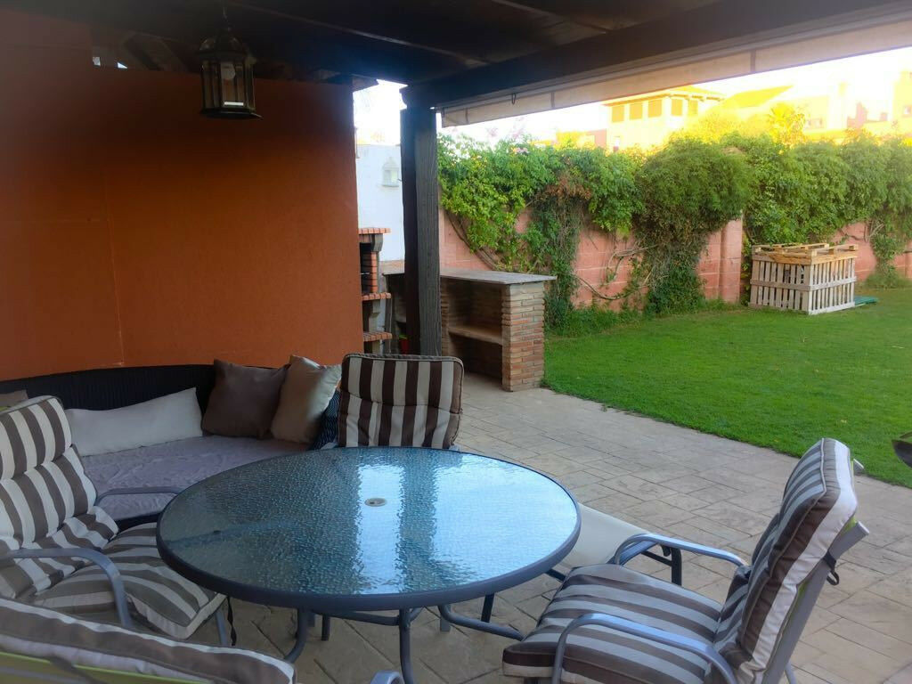 Semi-Detached House Estepona Málaga - image 14
