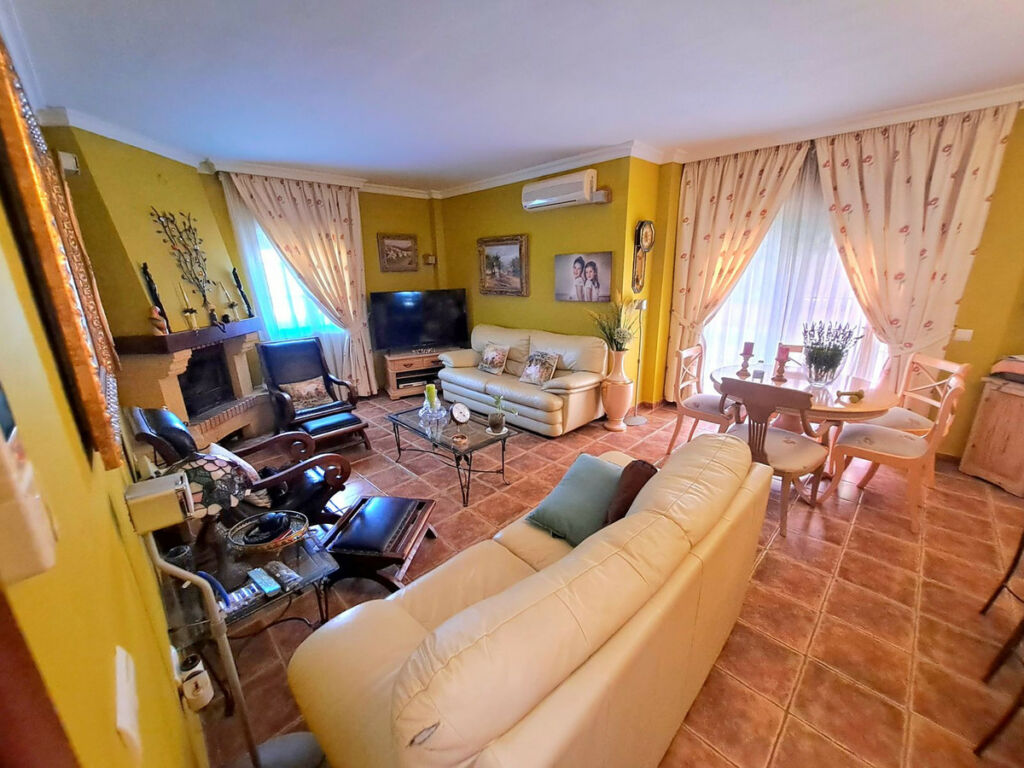 Detached Villa Mijas Costa Málaga - image 2