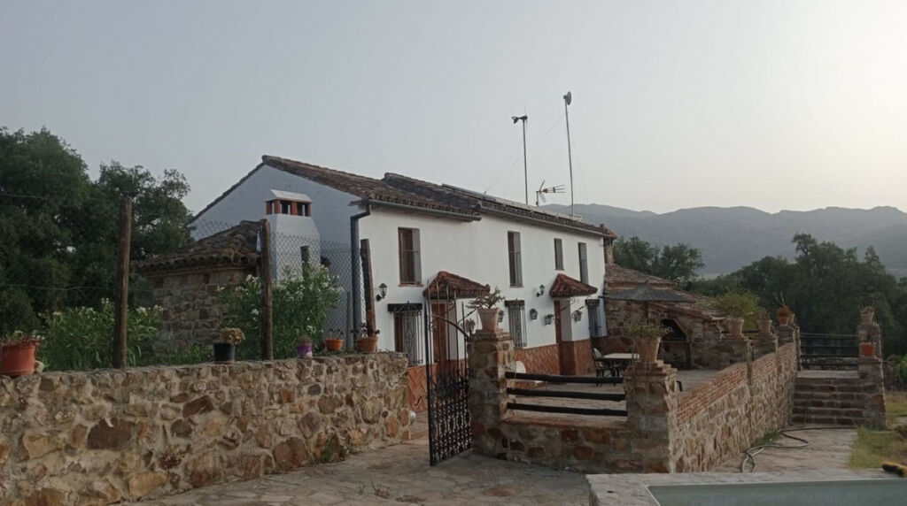 Finca - Cortijo Cortes de la Frontera Málaga - image 4