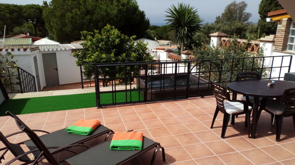 Bungalow Artola Málaga - image 2