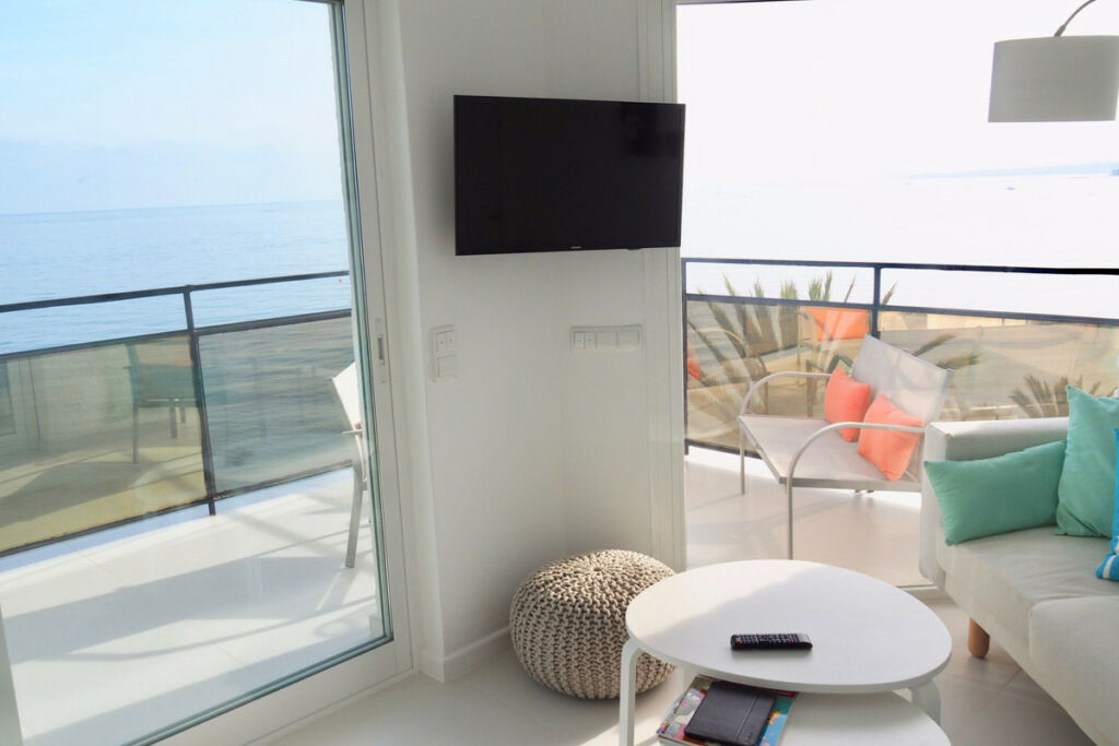 Middle Floor Apartment Marbella Málaga - image 2